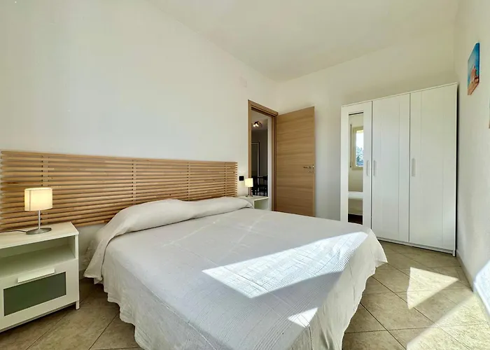 Skyline Balcony Apartman Loceri